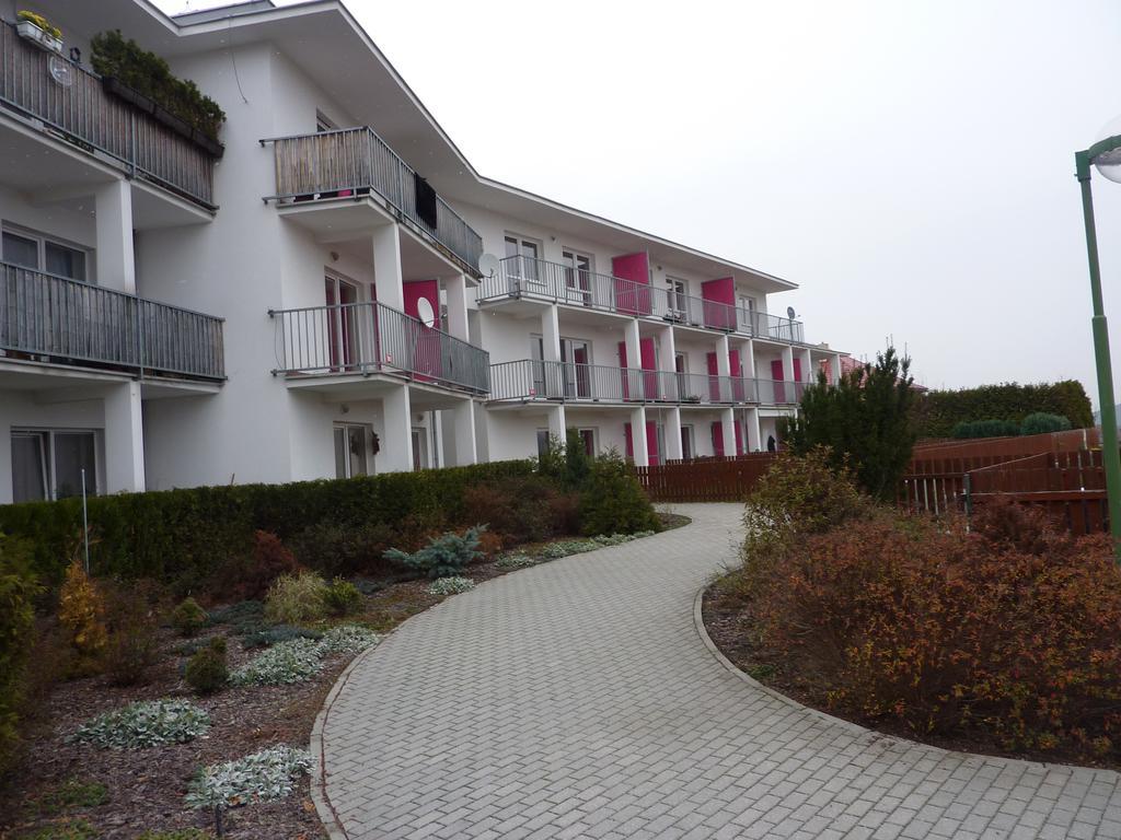 Guest House Beroun Zdice Buitenkant foto