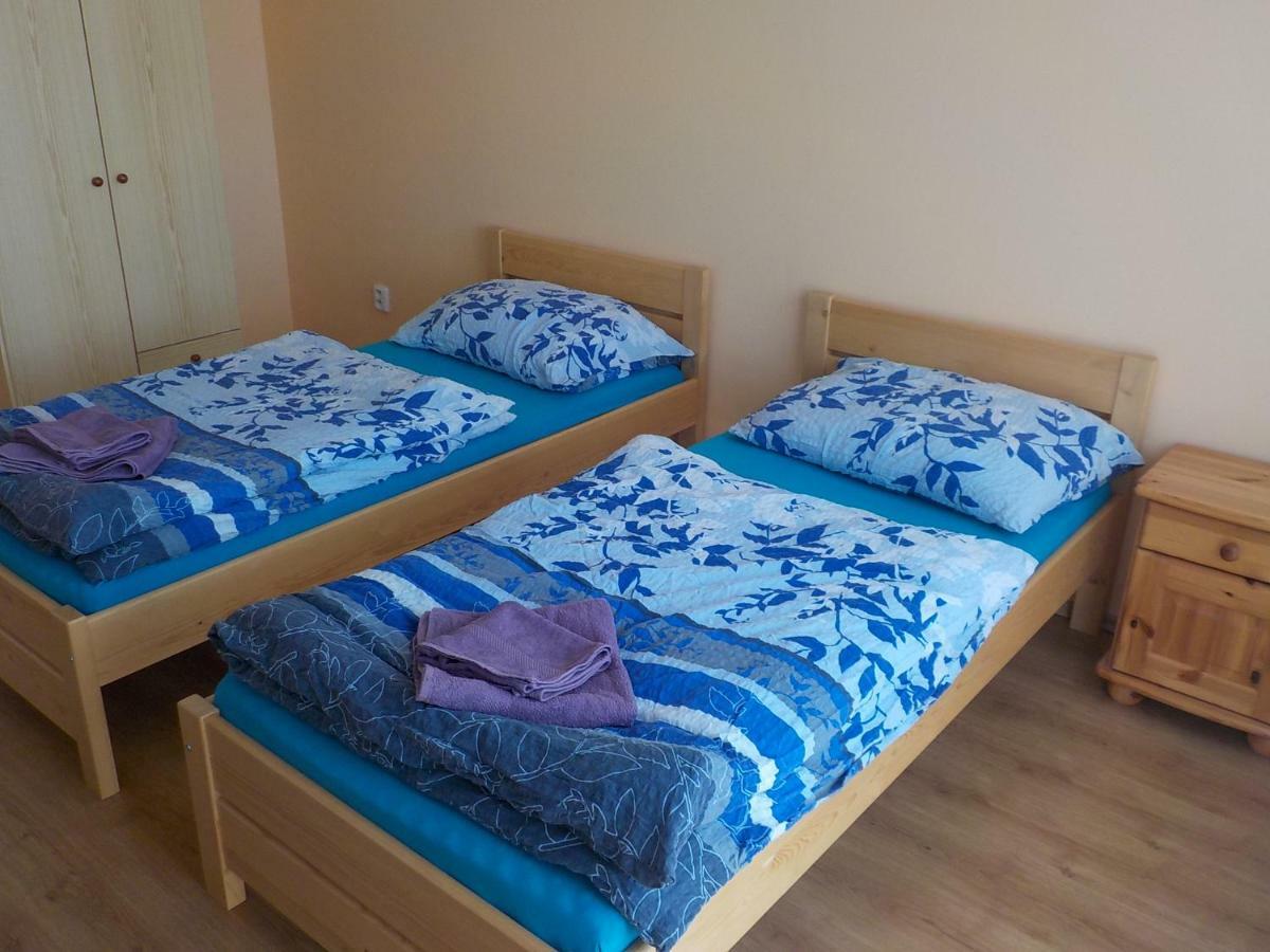 Guest House Beroun Zdice Buitenkant foto