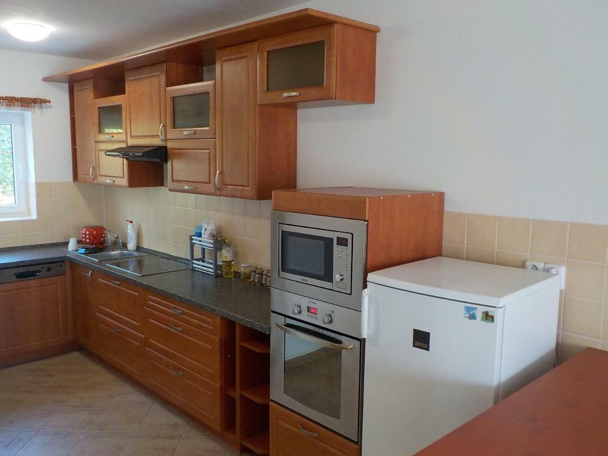 Guest House Beroun Zdice Buitenkant foto